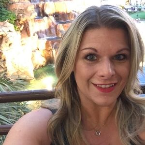 Meet your Posher, Karen